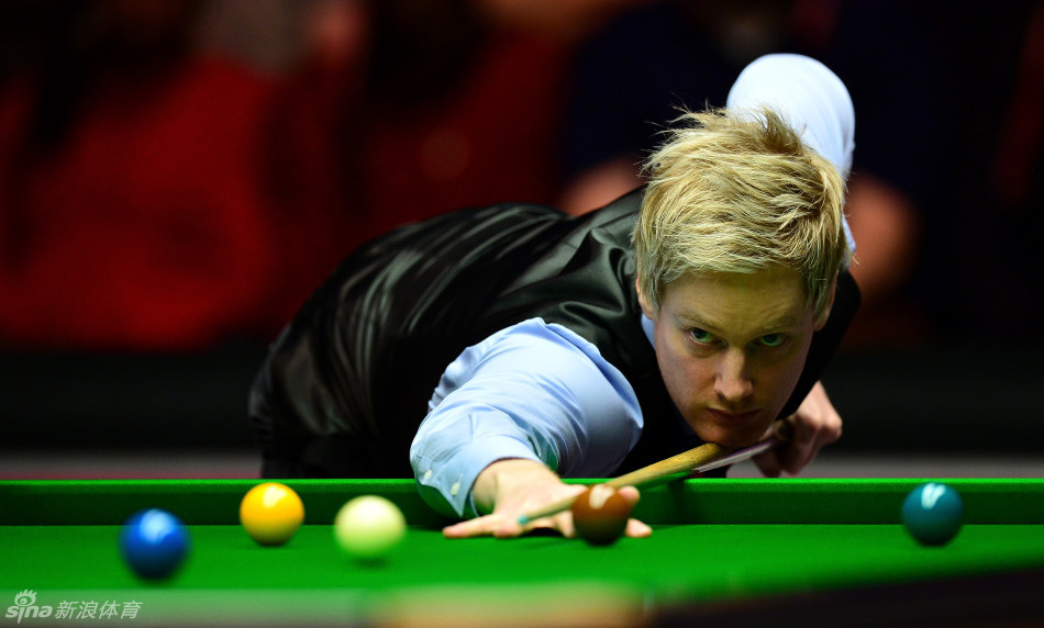 背负更大的 背负更大的