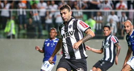 他在采访中 他在采访中